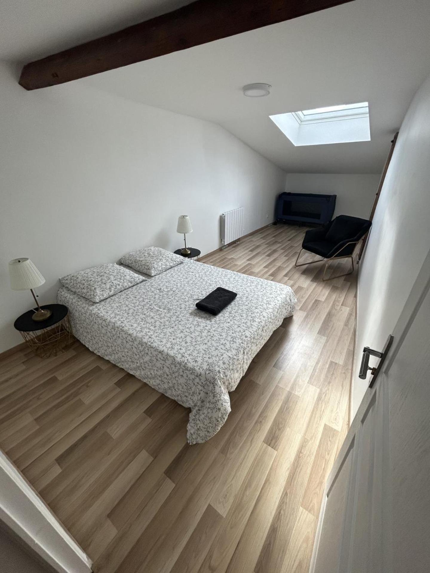 Ferienwohnung Grand Cru * Magnifique Duplex Au Coeur D'Épernay Exterior foto